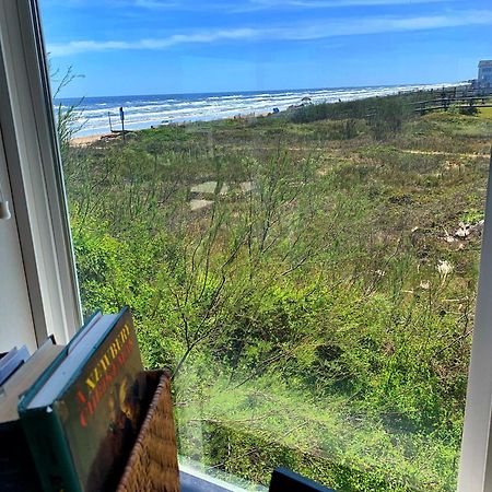 Villa Athena'S Oceanfront Haven à Surfside Beach Extérieur photo
