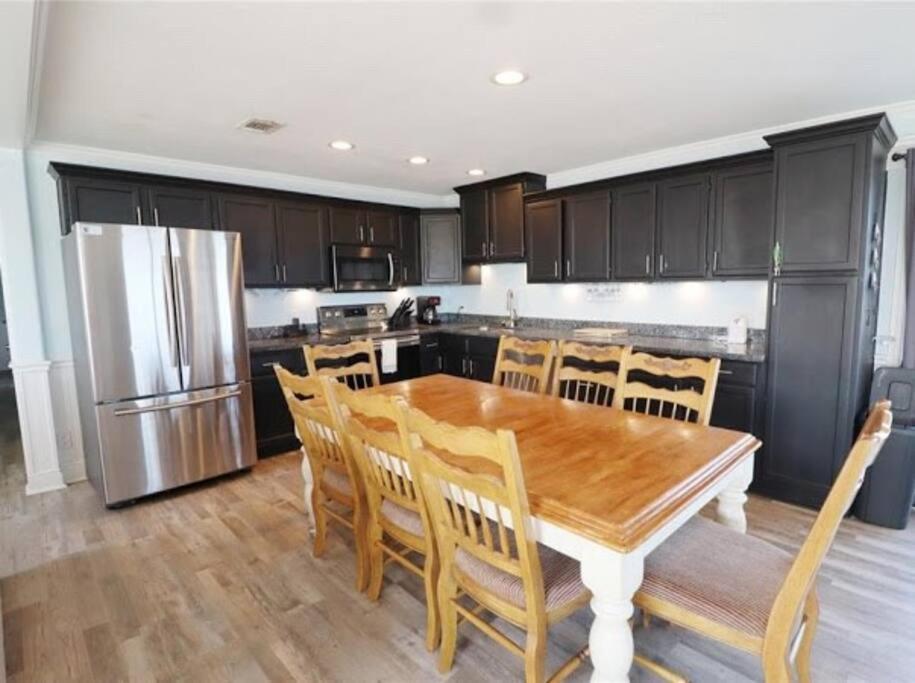 Villa Athena'S Oceanfront Haven à Surfside Beach Extérieur photo