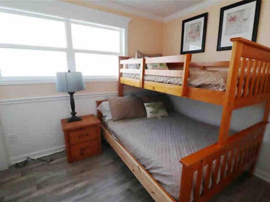 Villa Athena'S Oceanfront Haven à Surfside Beach Extérieur photo
